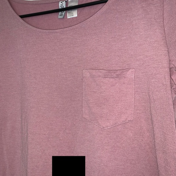 🌻 pink pocket tee - Picture 2 of 3